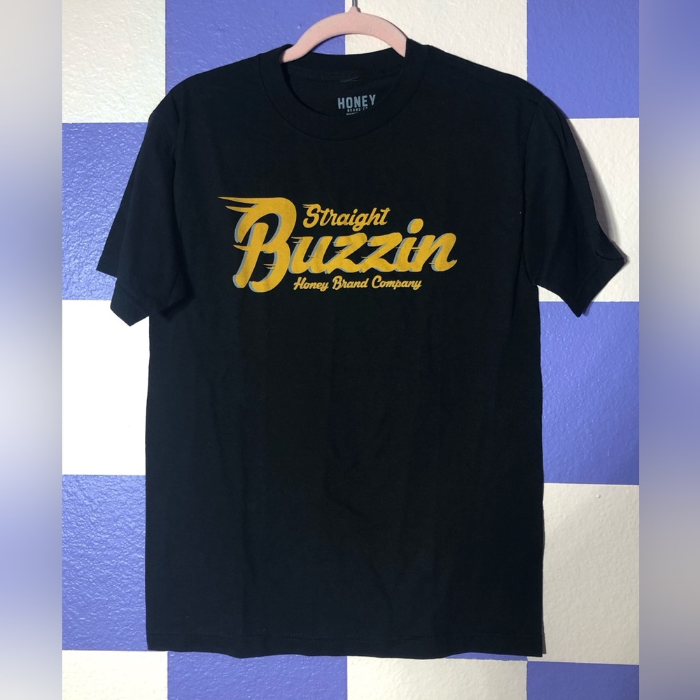 NWOT Honey Straight Buzzin Black Tee - Size S